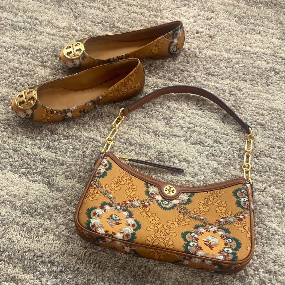 NWOT Tory Burch purse & Flats Bundle!